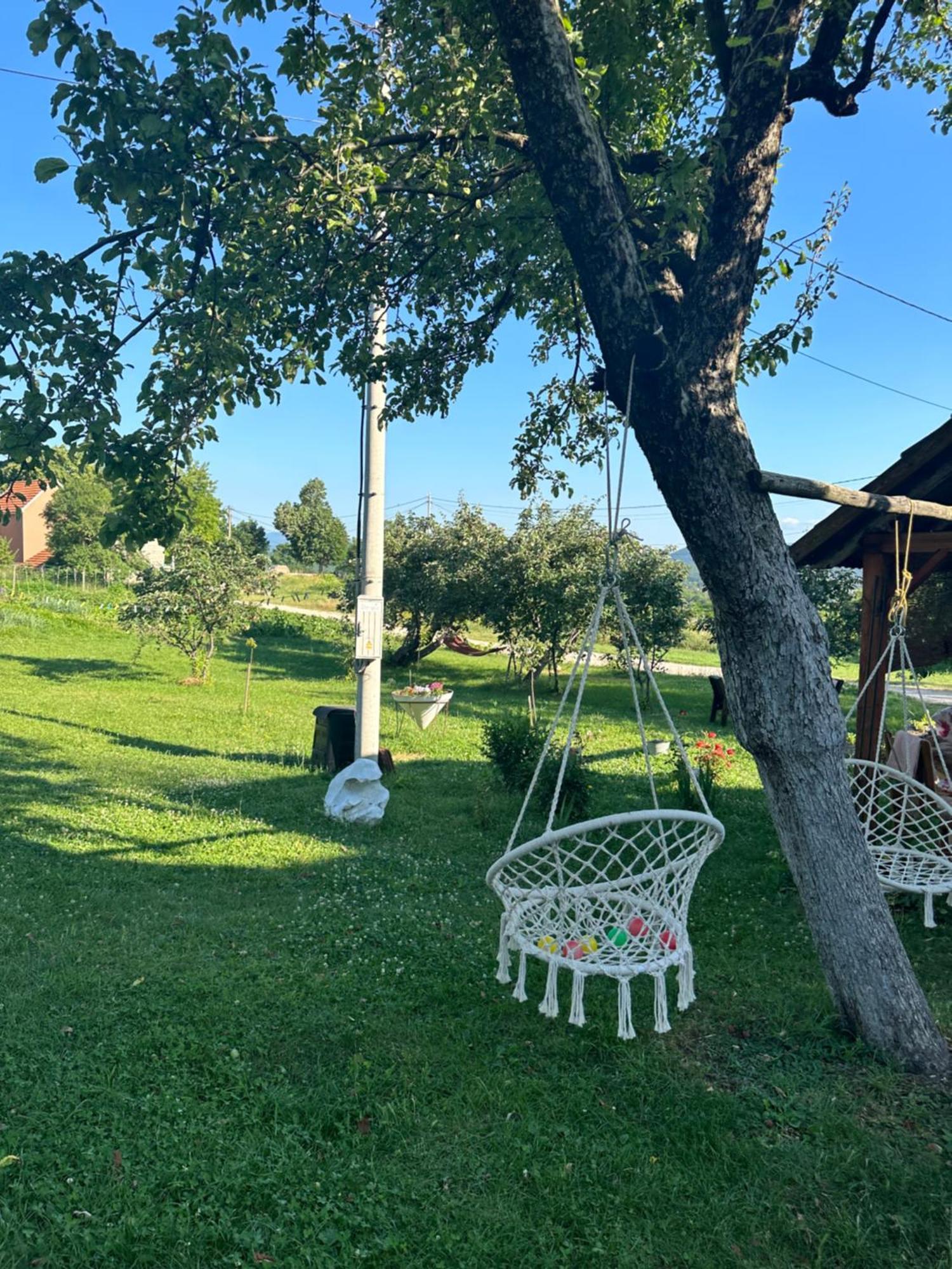 Gazdinstvo Tadic Guest House Nikšić Eksteriør bilde