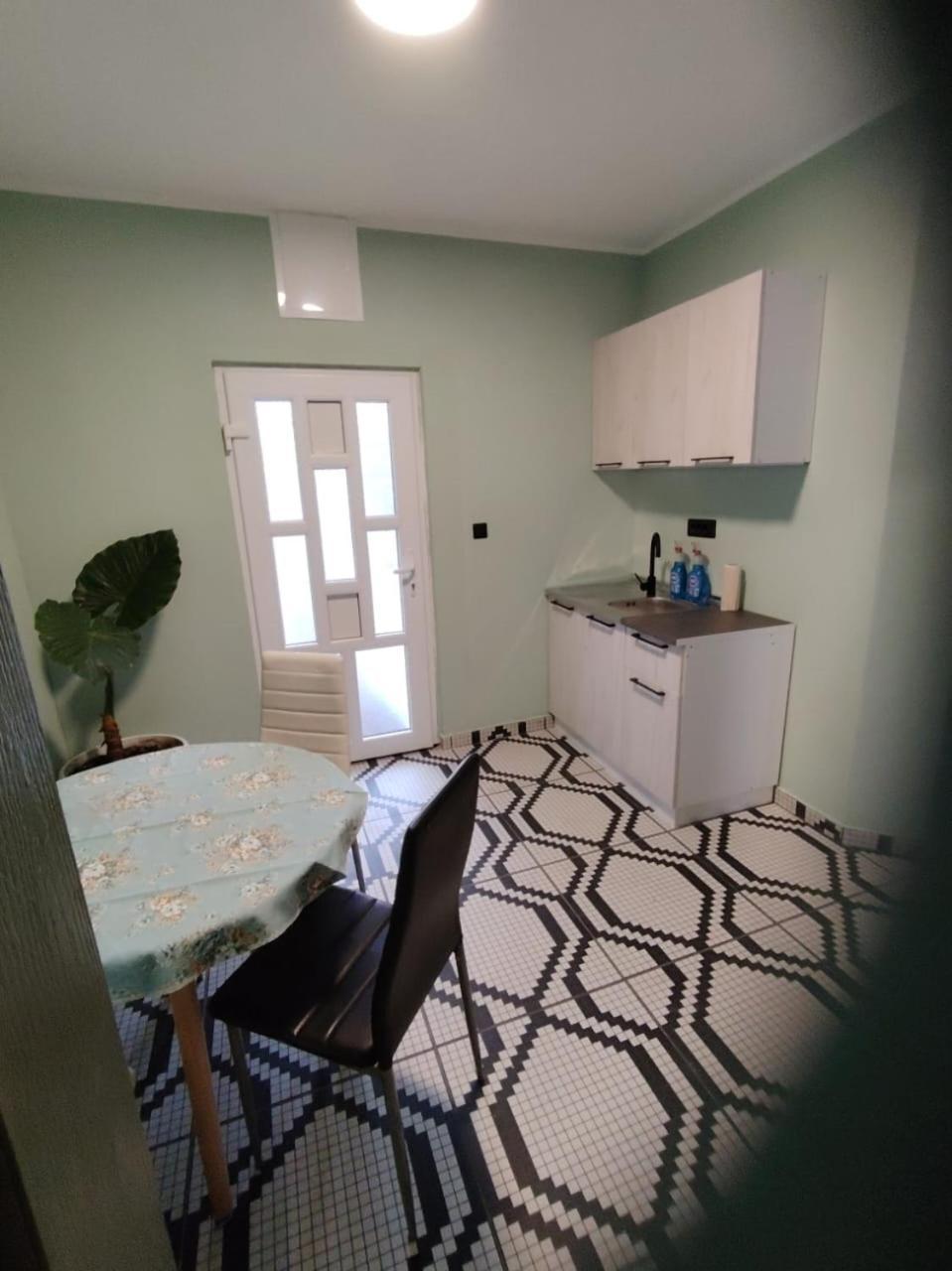 Gazdinstvo Tadic Guest House Nikšić Eksteriør bilde